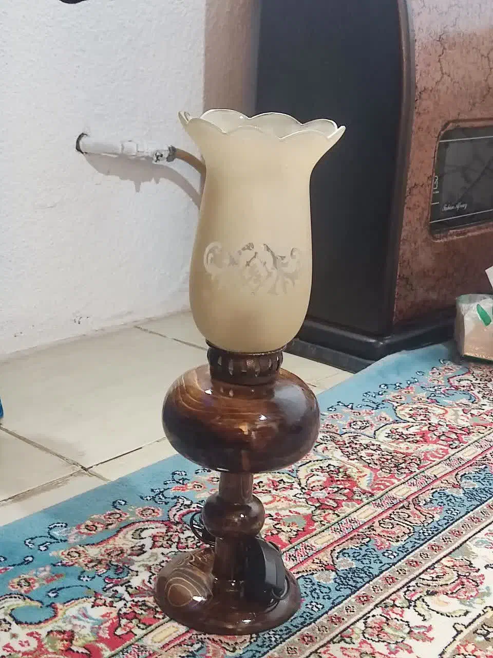 فانوس|چراغ خواب و آباژور|بندر انزلی, شهرک 29 فروردین نیروی دریایی|دیوار