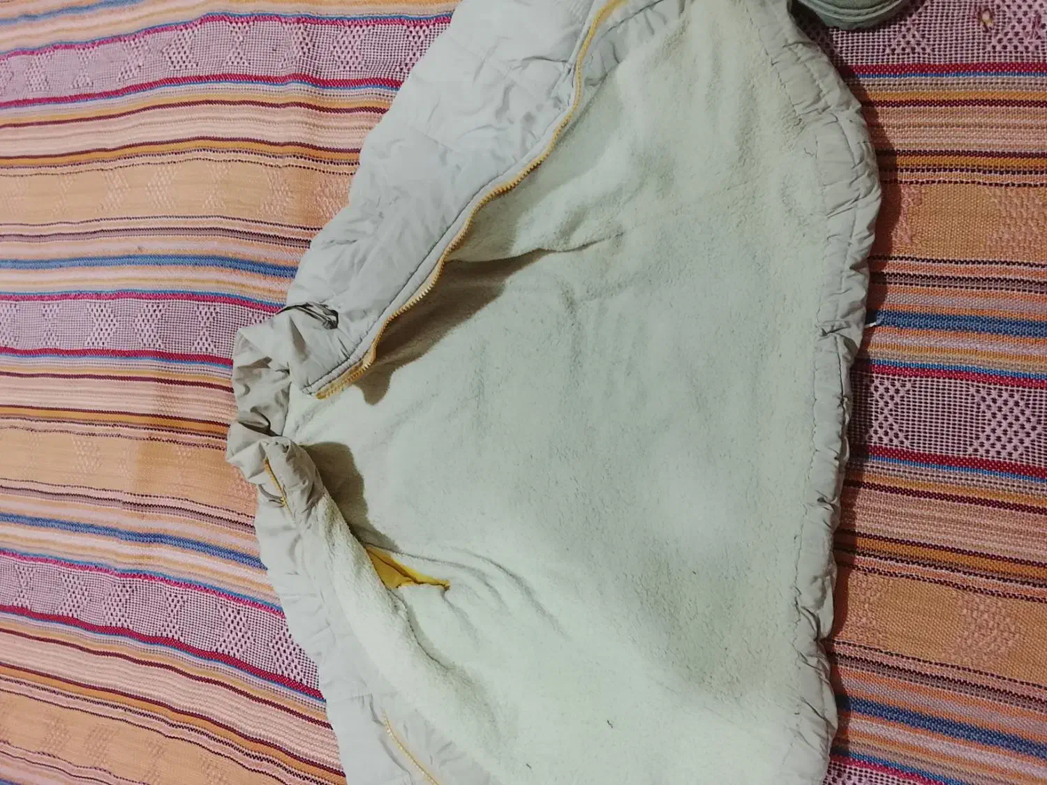 کاپشن پشمی وپوتین بچگانه درحدنو|کفش و لباس بچه|جوانرود, |دیوار