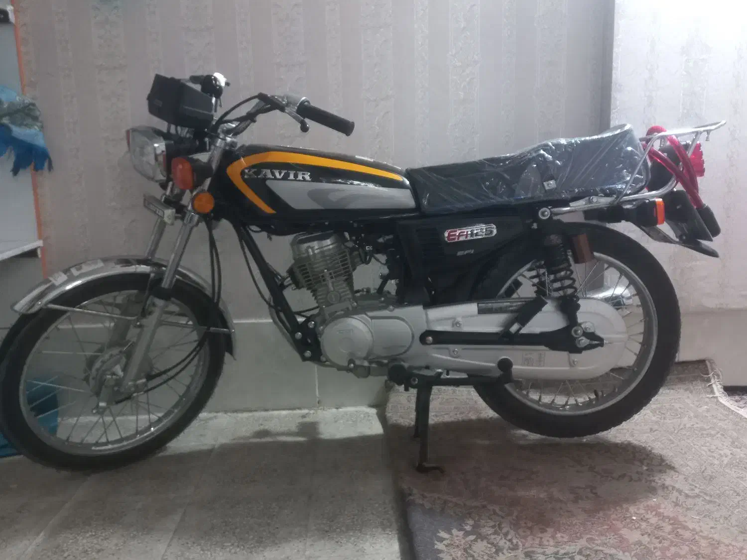 موتور ۱۲۵ مدل ۱۴۰۴ خشک|موتورسیکلت|شیراز, سعدیه شمالی|دیوار