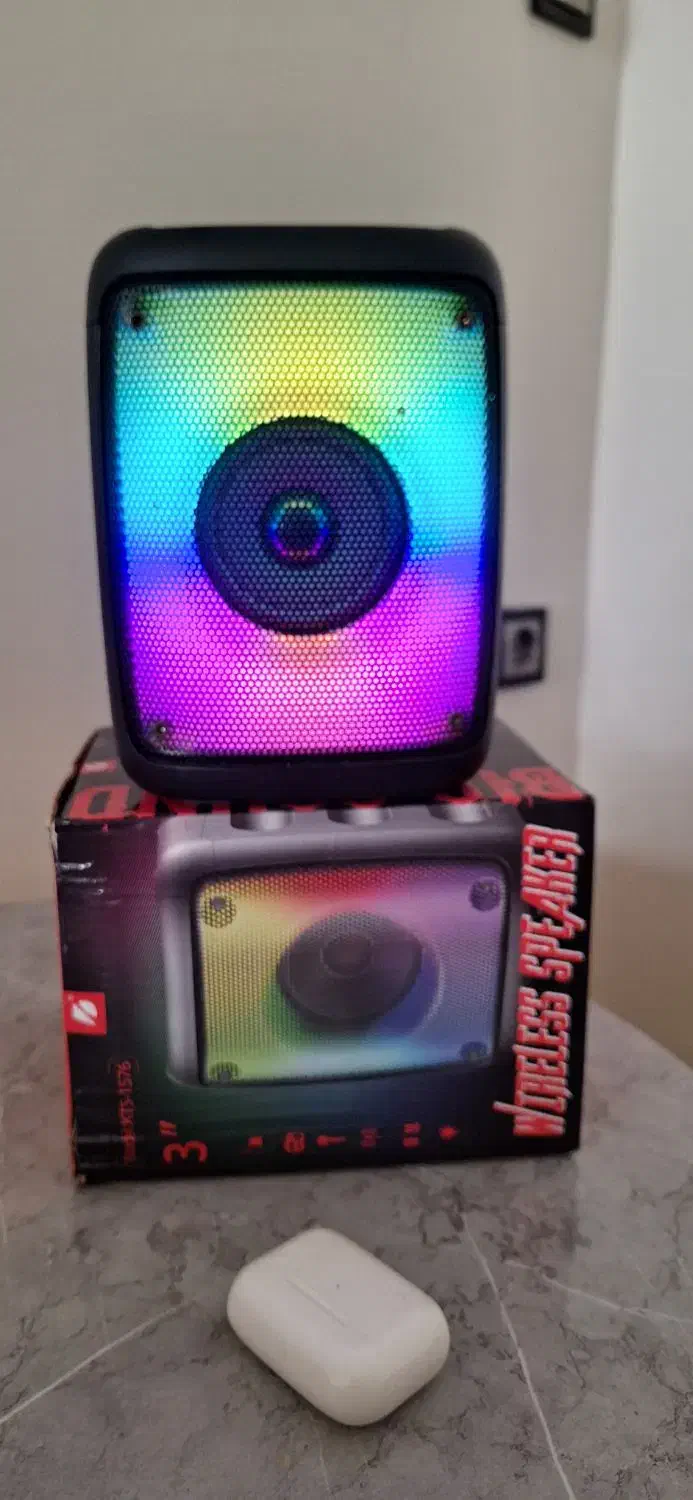 اسپیکر|پخش‌کننده همراه|باغستان, |دیوار