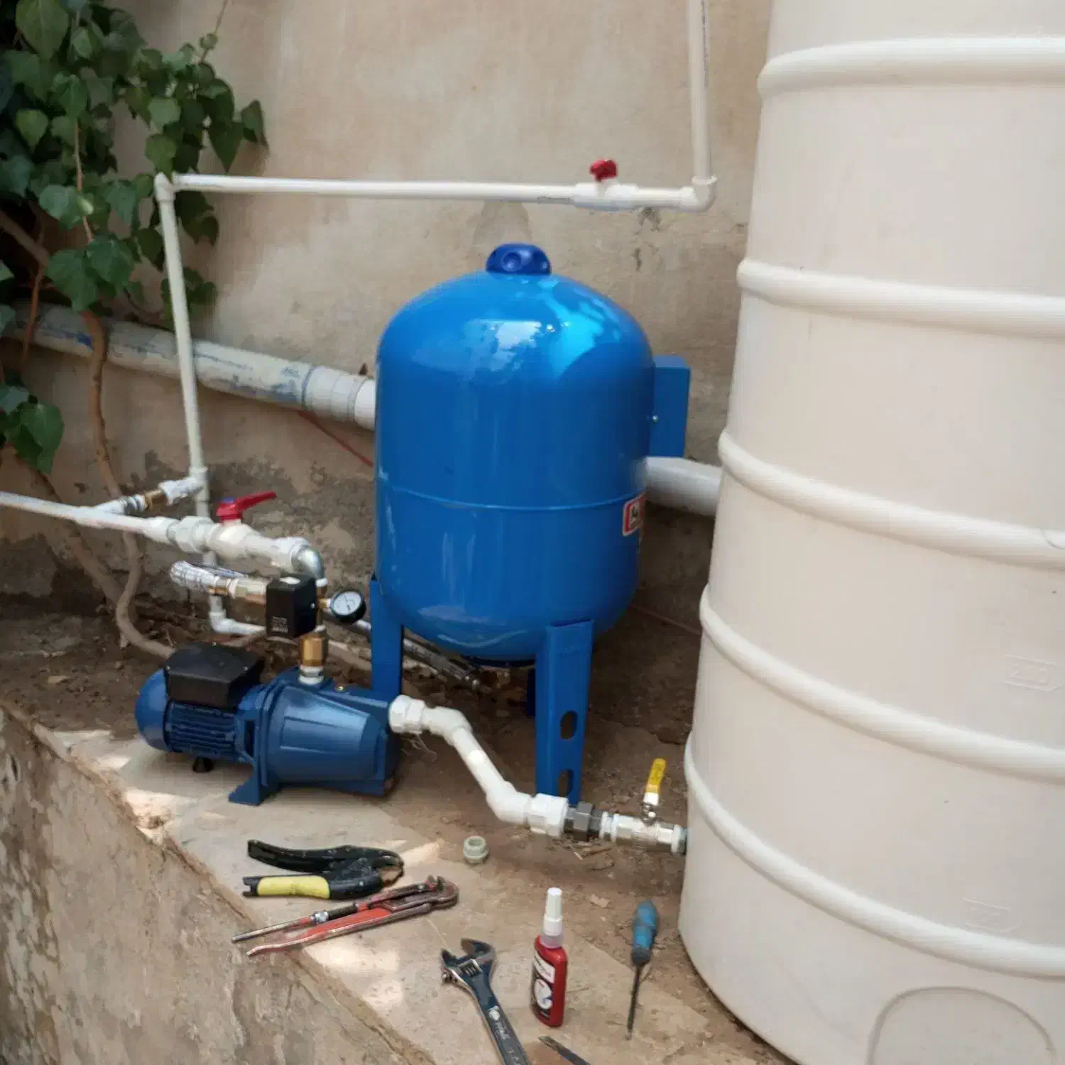 سرویس و نصب انواع پکیج پمپ آب  آب گرمکن|خدمات پیشه و مهارت|تهران, دستغیب|دیوار