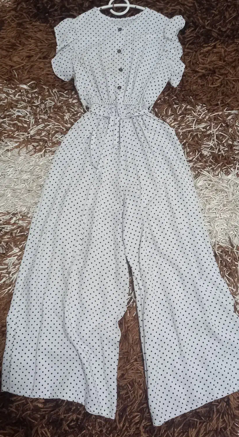 لباس|لباس|سیرجان, |دیوار