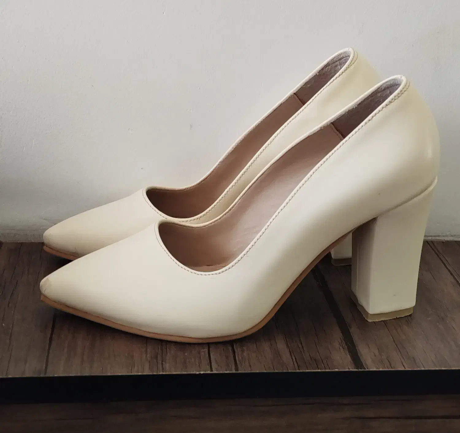 کفش زنانه دخترانه در حد نو|کیف، کفش، کمربند|دره شهر, |دیوار