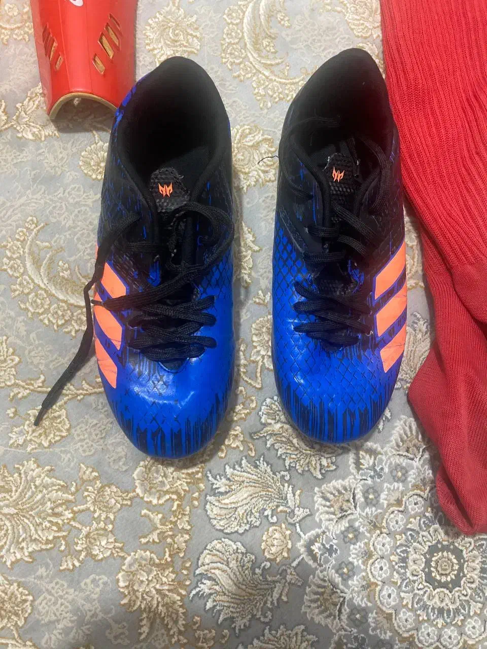 کتونی فوتبال|کیف، کفش، کمربند|پاکدشت, پاکدشت (مامازند)|دیوار