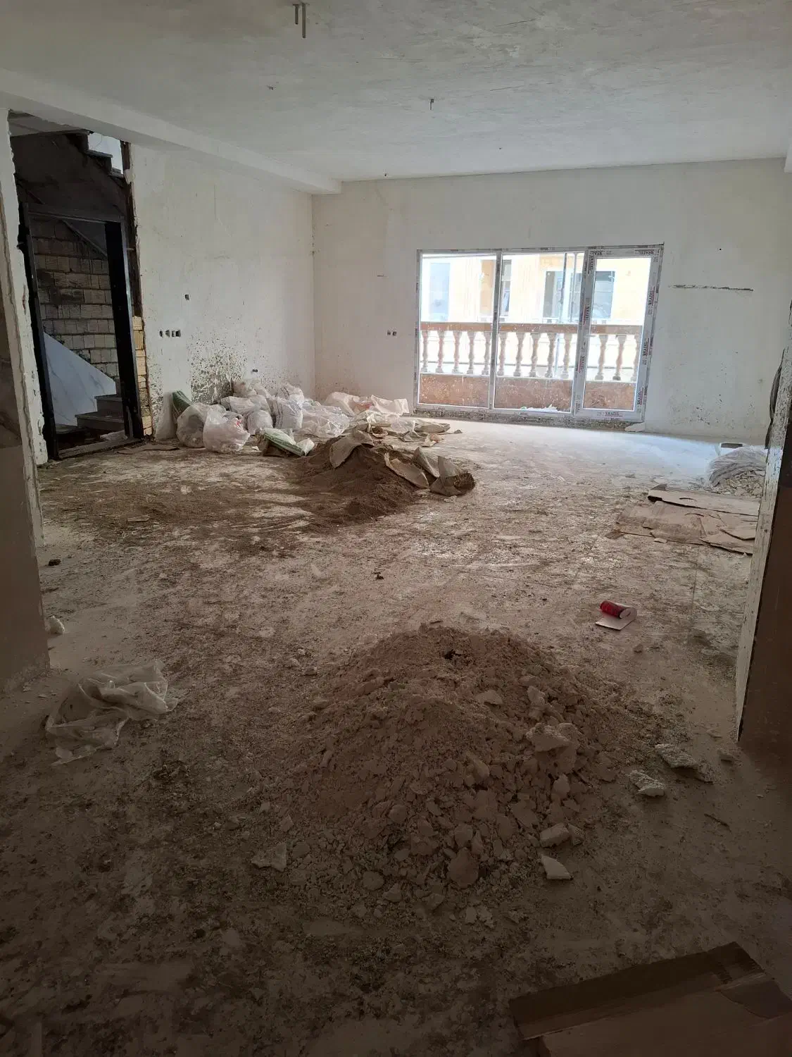 132متر/کلیداول/دانشجو|فروش آپارتمان|دورود, |دیوار