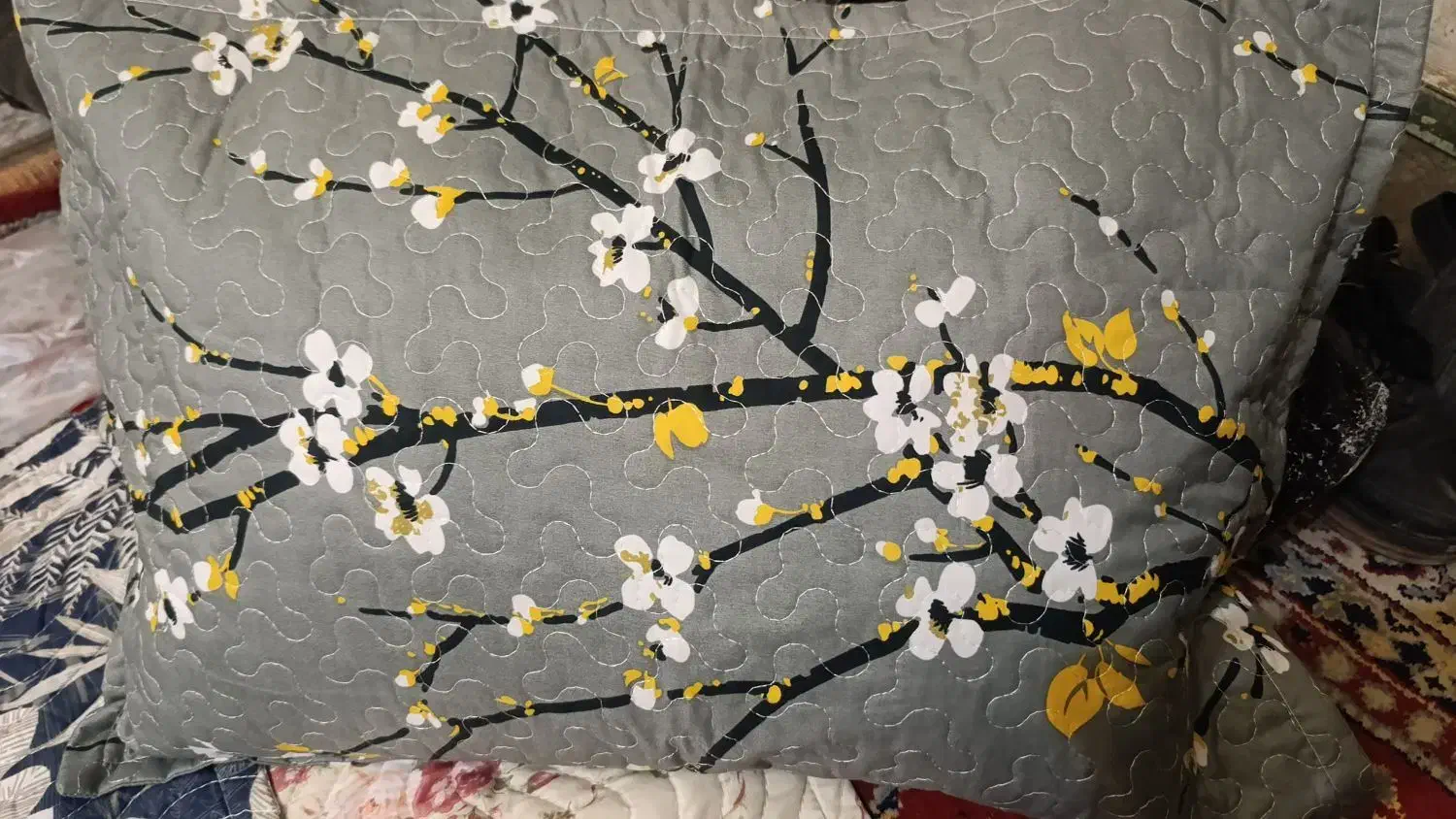 رو بالشتی طرح زیپ دار و بدون زیپ|رختخواب، بالش، پتو|زاهدان, |دیوار