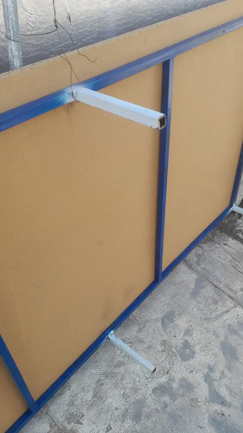 تخت  نوپان.      فلز. یک در ۲|تخت و سرویس خواب|شیراز, شهرک بهشتی|دیوار