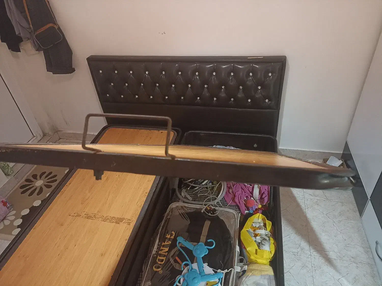 تخت خواب دونفره|تخت و سرویس خواب|رشت, ولکس|دیوار