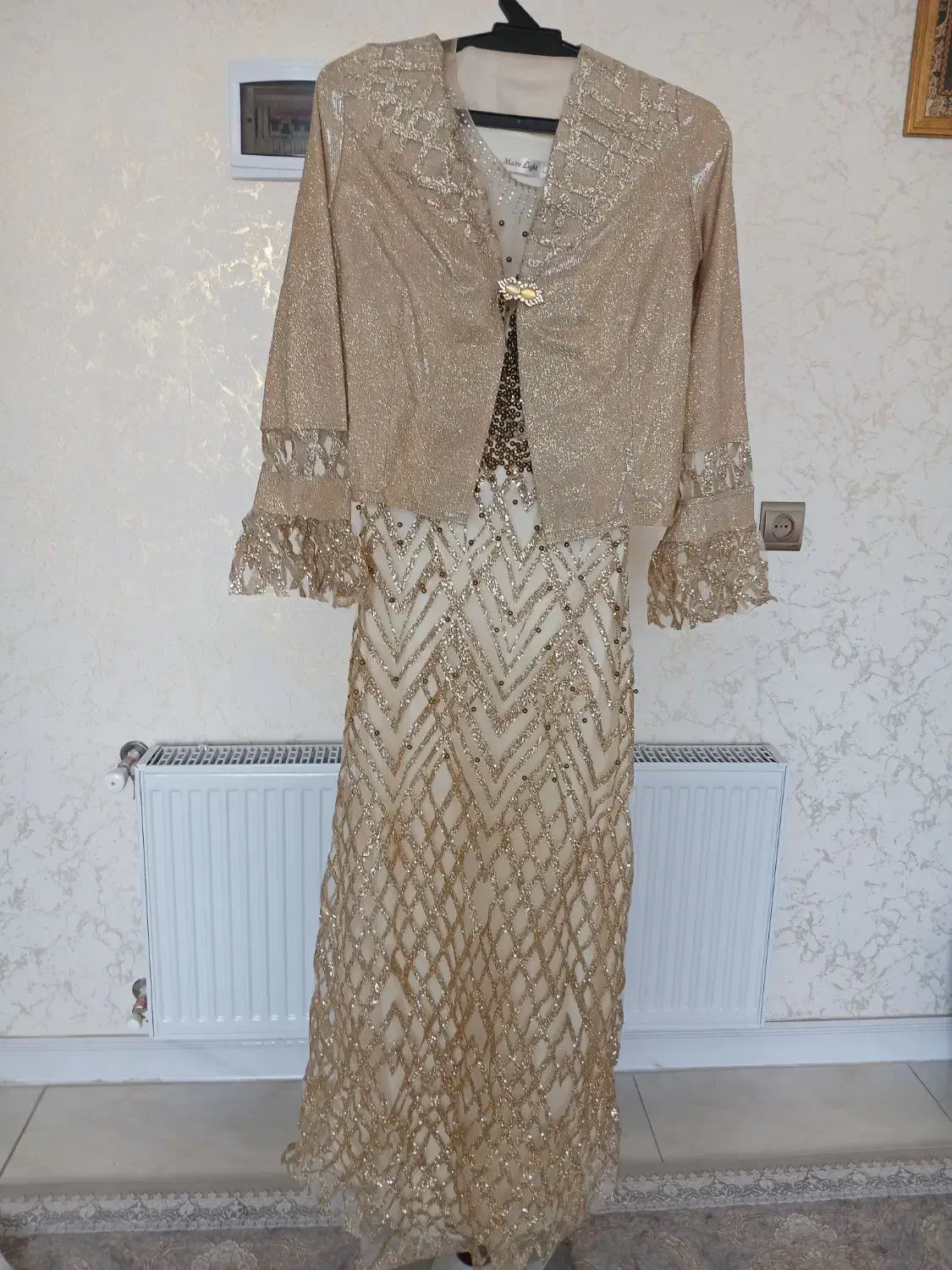 لباس مجلسی|لباس|نجفآباد, جلال آباد|دیوار