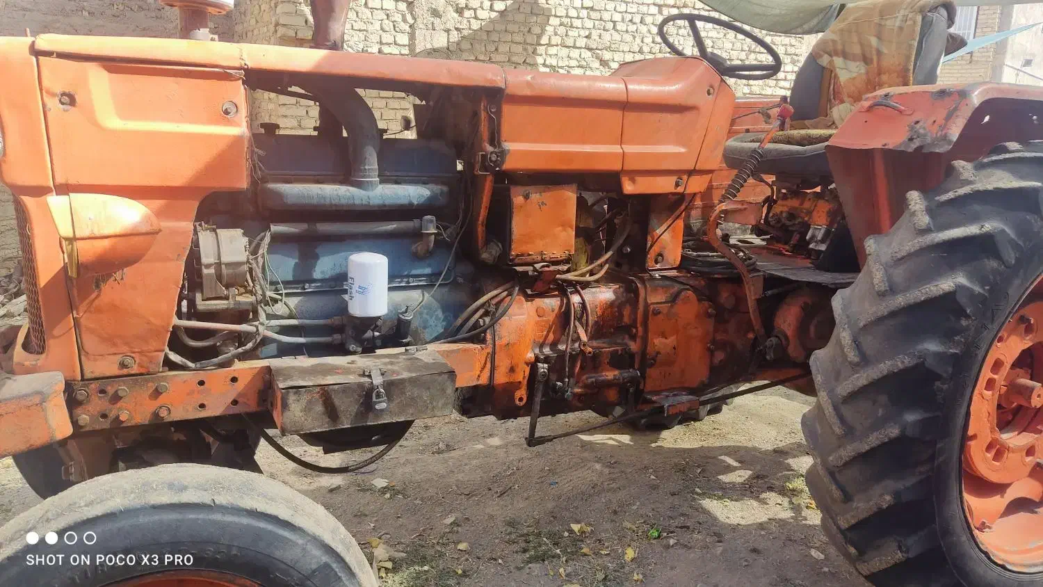 توافقی|خودرو سنگین|سده (فارس), |دیوار