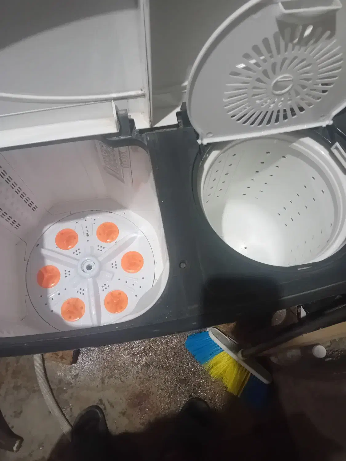 لباسشویی سالم ۶ کیلوی|ماشین لباسشویی و خشک‌کن لباس|کردکوی, |دیوار