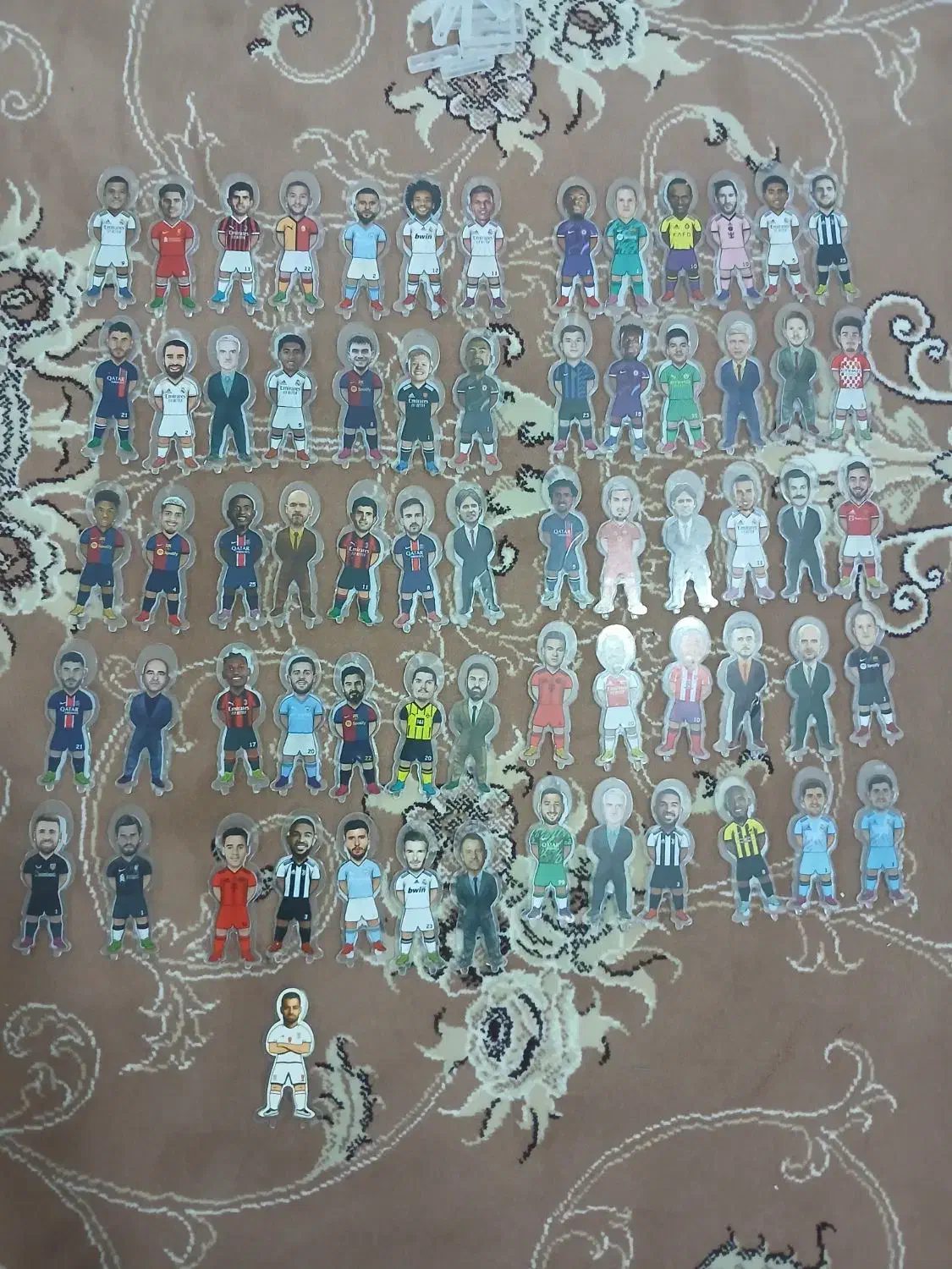 کیمدی|اسباب‌‌بازی|دورود, |دیوار