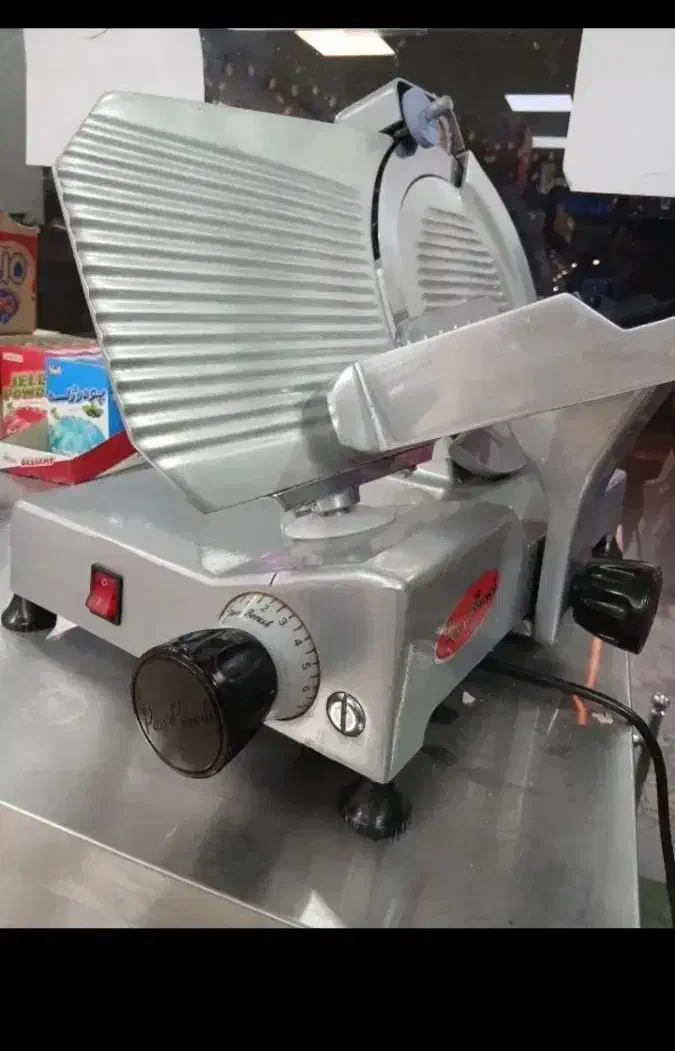 کالباس بر پارس برش|فروشگاه و مغازه|کاشان, فاز ۱ ناجی آباد|دیوار