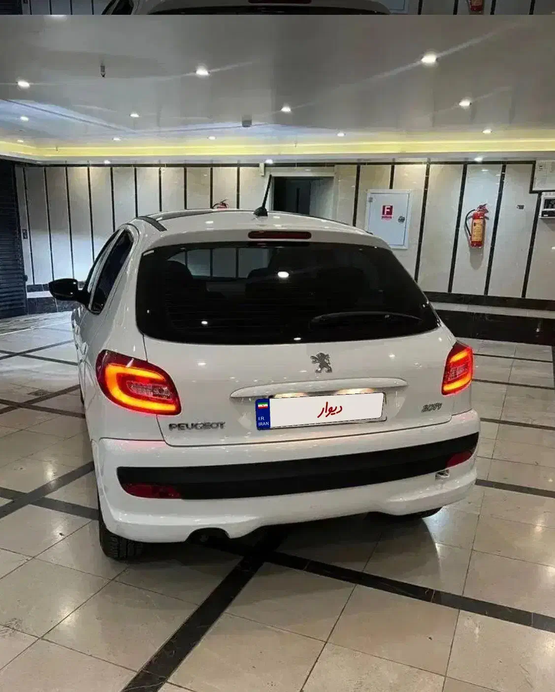 207درحد ۲۴/۱۲/۱۴۰۱|خودرو سواری و وانت|سنندج, |دیوار