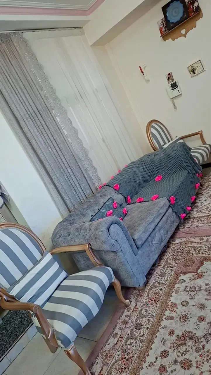 مبل و میز نهاخوری|مبلمان خانگی و میز عسلی|رشت, حومه رشت|دیوار