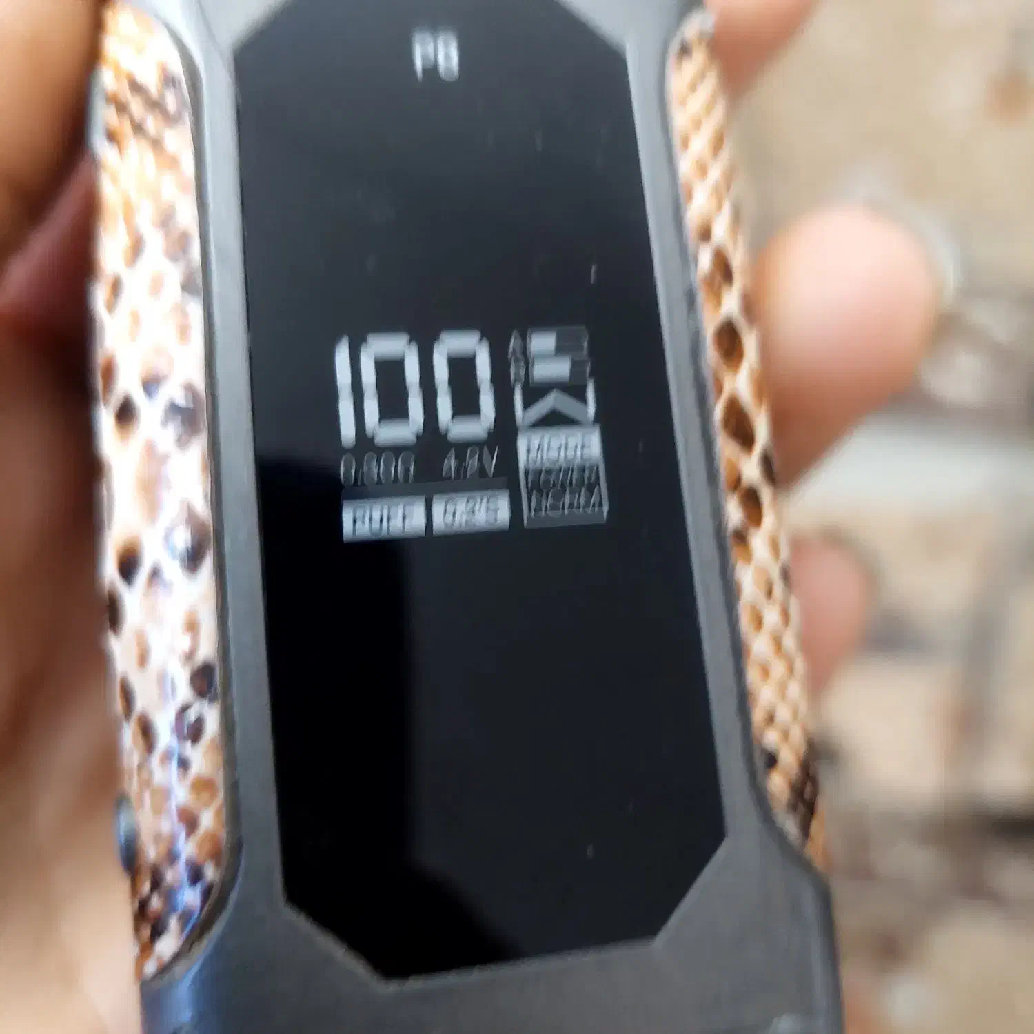 ویپ ۱۰۰وات قیمت توافتی ولی کادرجش شکسته|زیورآلات و اکسسوری|میبد, |دیوار