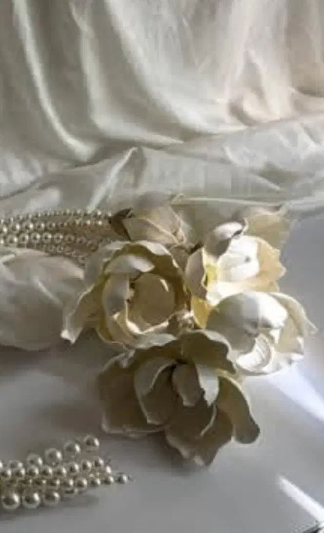 گل آرایی|گل و گیاه طبیعی|کرج, برغان|دیوار