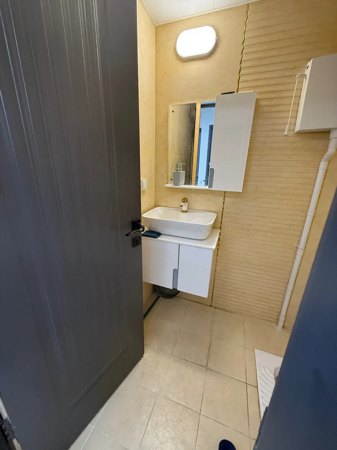 ۲۶۰ متری ۴ خوابه لوکس تکواحدی با طراحی خاص|اجارهٔ آپارتمان|شیراز, شهرک ولیعصر|دیوار