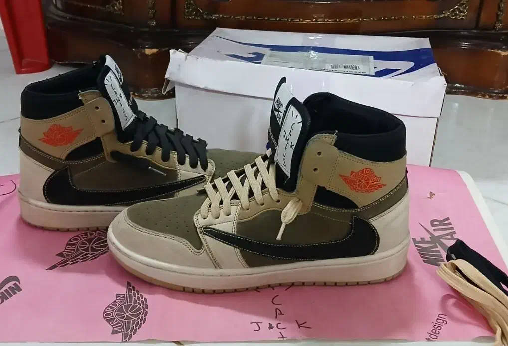 کفش ترویس سایز41، 42|کیف، کفش، کمربند|مشهد, تربیت (صدف)|دیوار