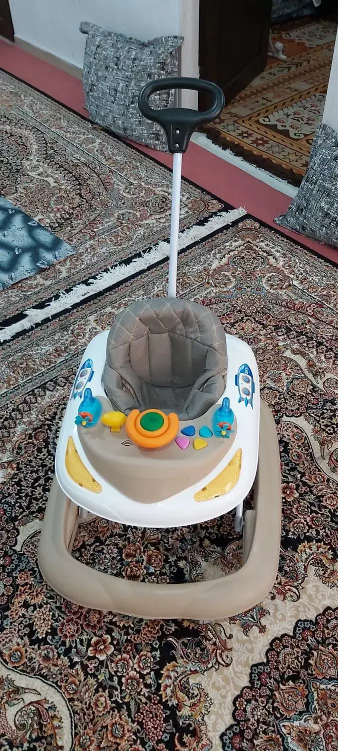 روروئک نو سالم|اسباب و اثاث بچه|محمدشهر, عباس آباد|دیوار