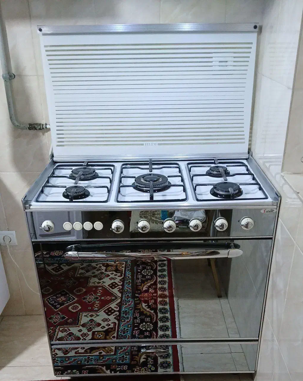 اجاق گاز سالم ۵شعله فر|اجاق گاز و لوازم برقی پخت‌وپز|ساوه, |دیوار