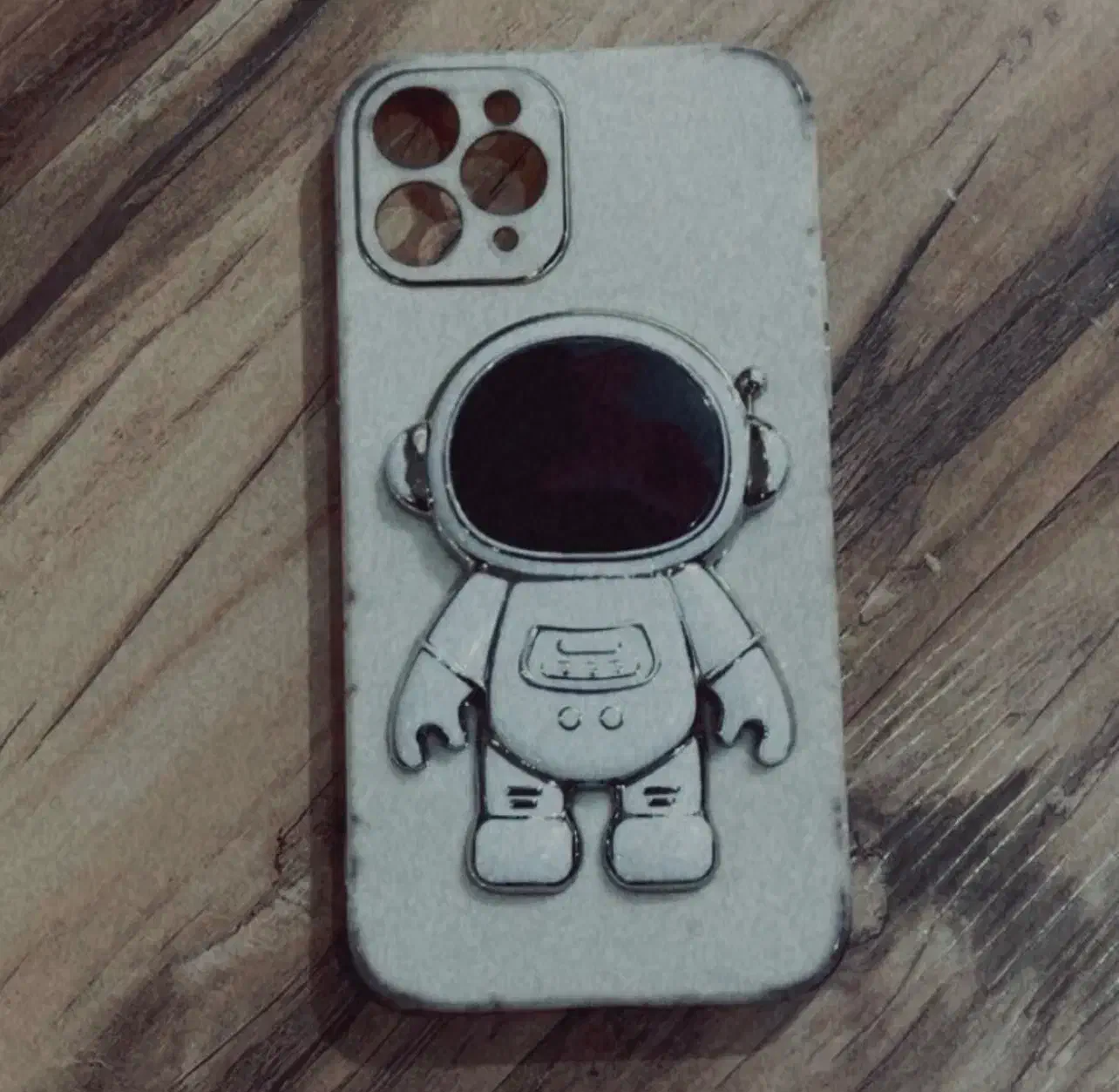 گارد بسیار نو ایفون ۱۱پرو|لوازم جانبی موبایل و تبلت|مشهد, کوی المهدی|دیوار