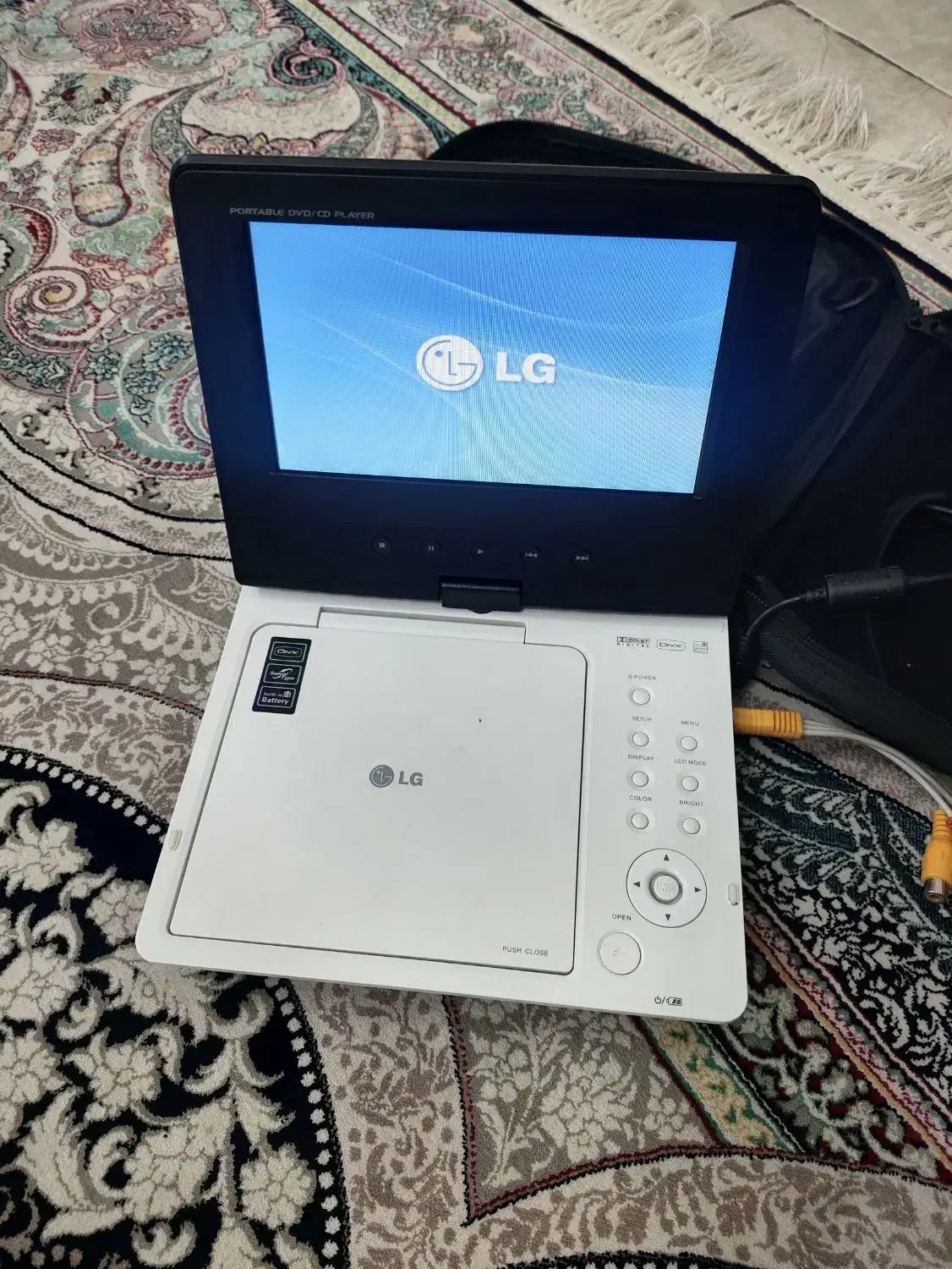 دی وی دی لبتابی لپ تابی پرتابل الجی با کیف کنترل|پخشکننده DVD و ویدیو|تهران, افسریه شمالی|دیوار