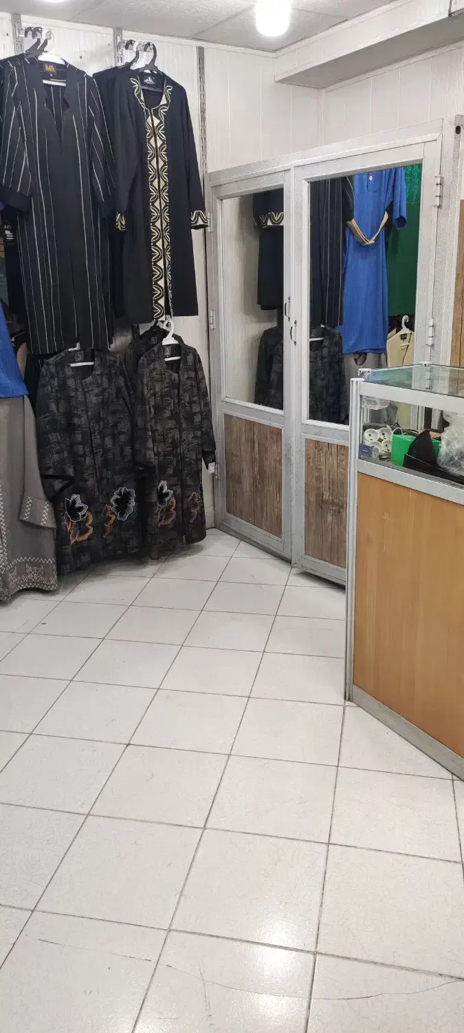 مغازه در پاساژالغدیر|اجارهٔ مغازه و غرفه|قم, ارم|دیوار