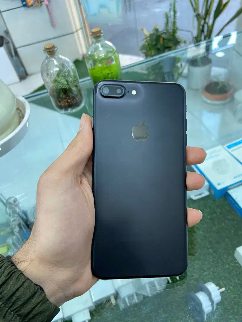 آیفون 7 پلاس با حافظه ۱۲۸ گیگ بسیار تمیز|موبایل|تهران, سلیمانی|دیوار