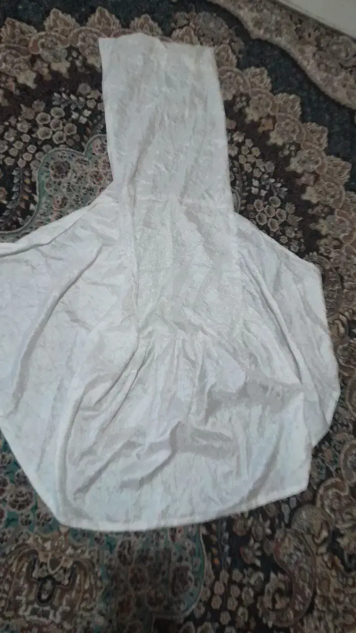 روی صندلی|صندلی و نیمکت|اراک, |دیوار