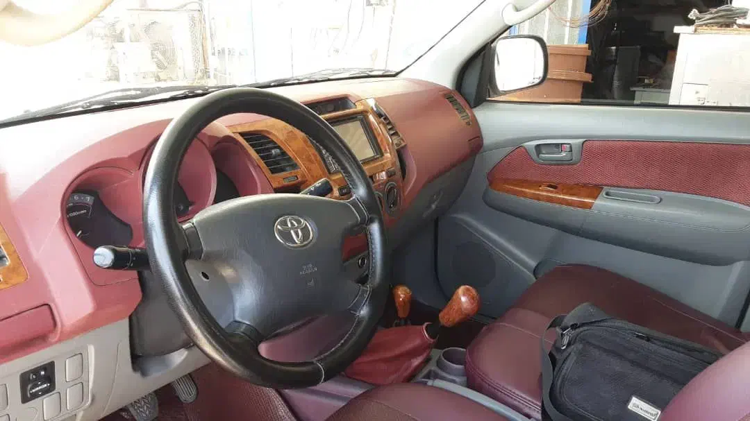 تویوتا هایلوکس 2010|خودرو سواری و وانت|شیراز, شهرک کوثر|دیوار