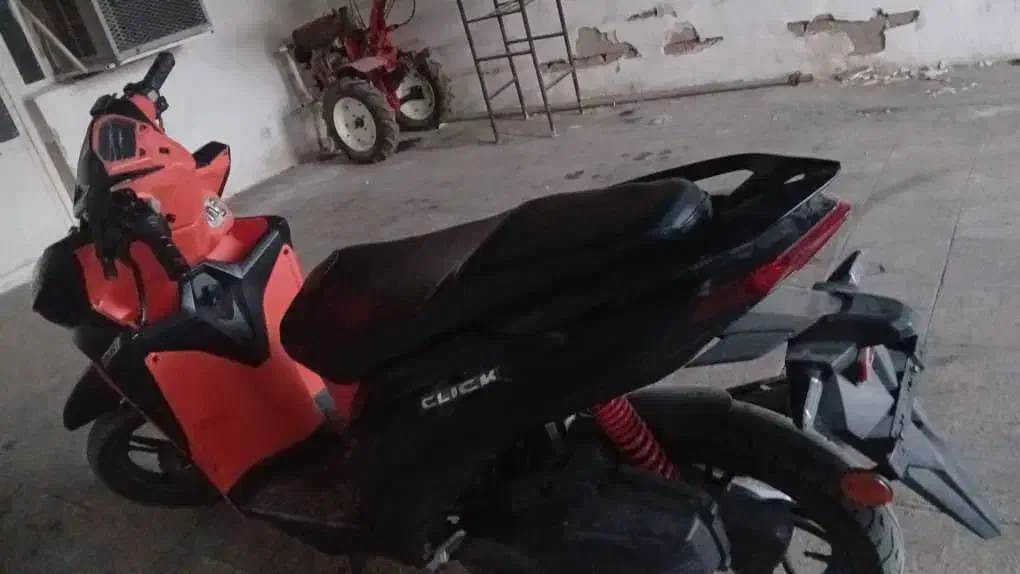 کلیک 150|موتورسیکلت|اهواز, کیانپارس |دیوار