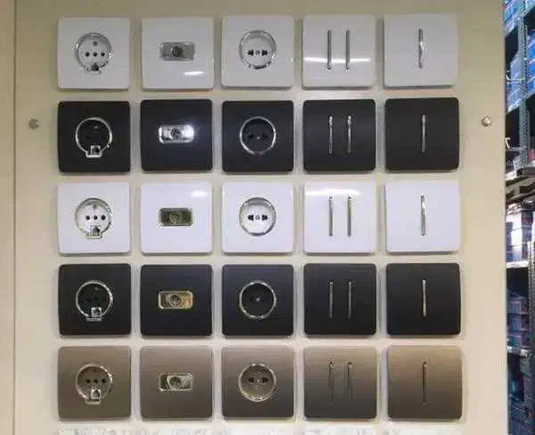 کلید پریز|حراج|تهران, لاله زار|دیوار