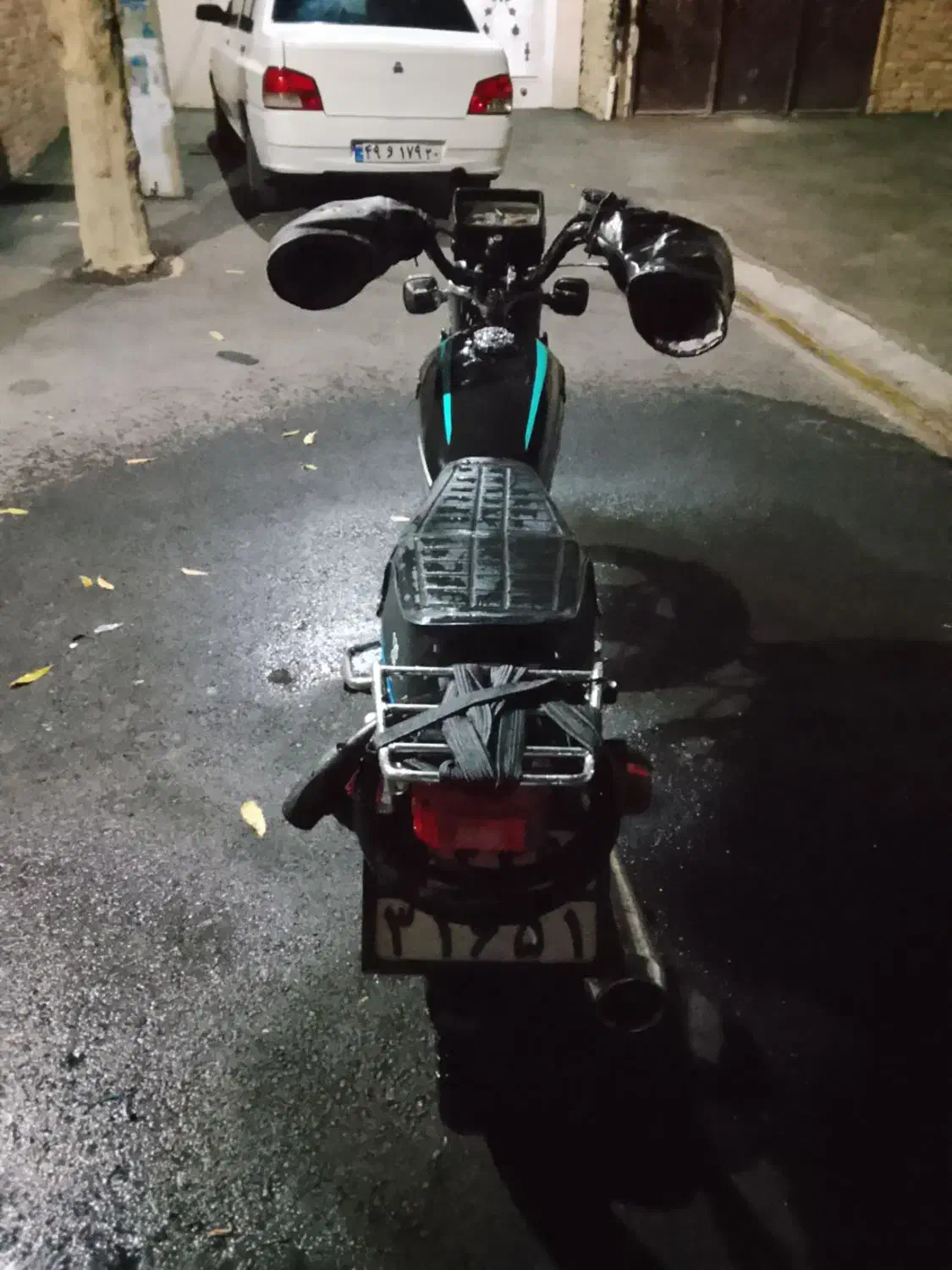 هندا ۲۰۰ کویر مدل ۹۹|موتورسیکلت|رباط‌کریم, شترخوار|دیوار