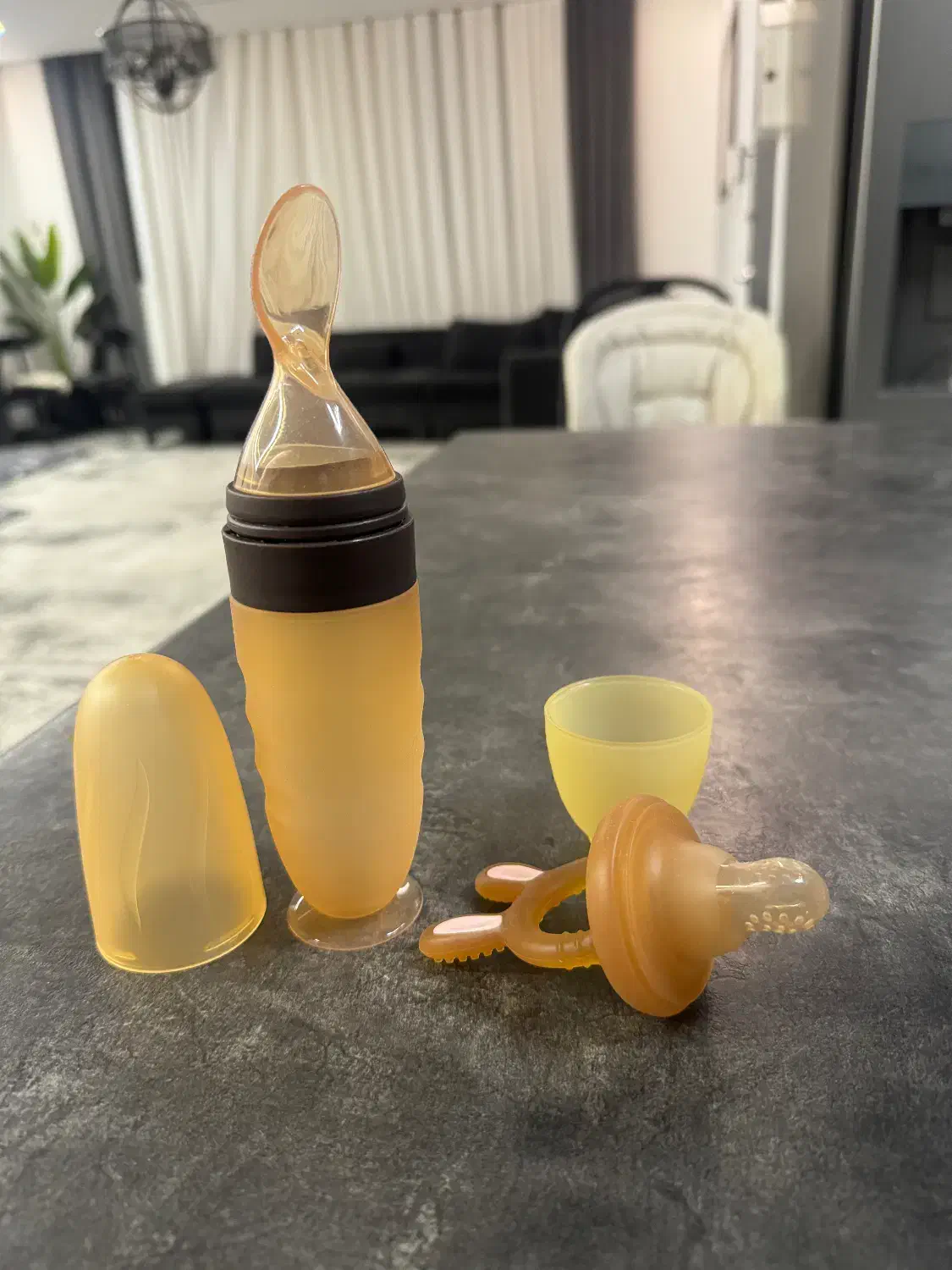 سرلاک خوری و میوه خوری|اسباب و اثاث بچه|ورامین, ورامین|دیوار