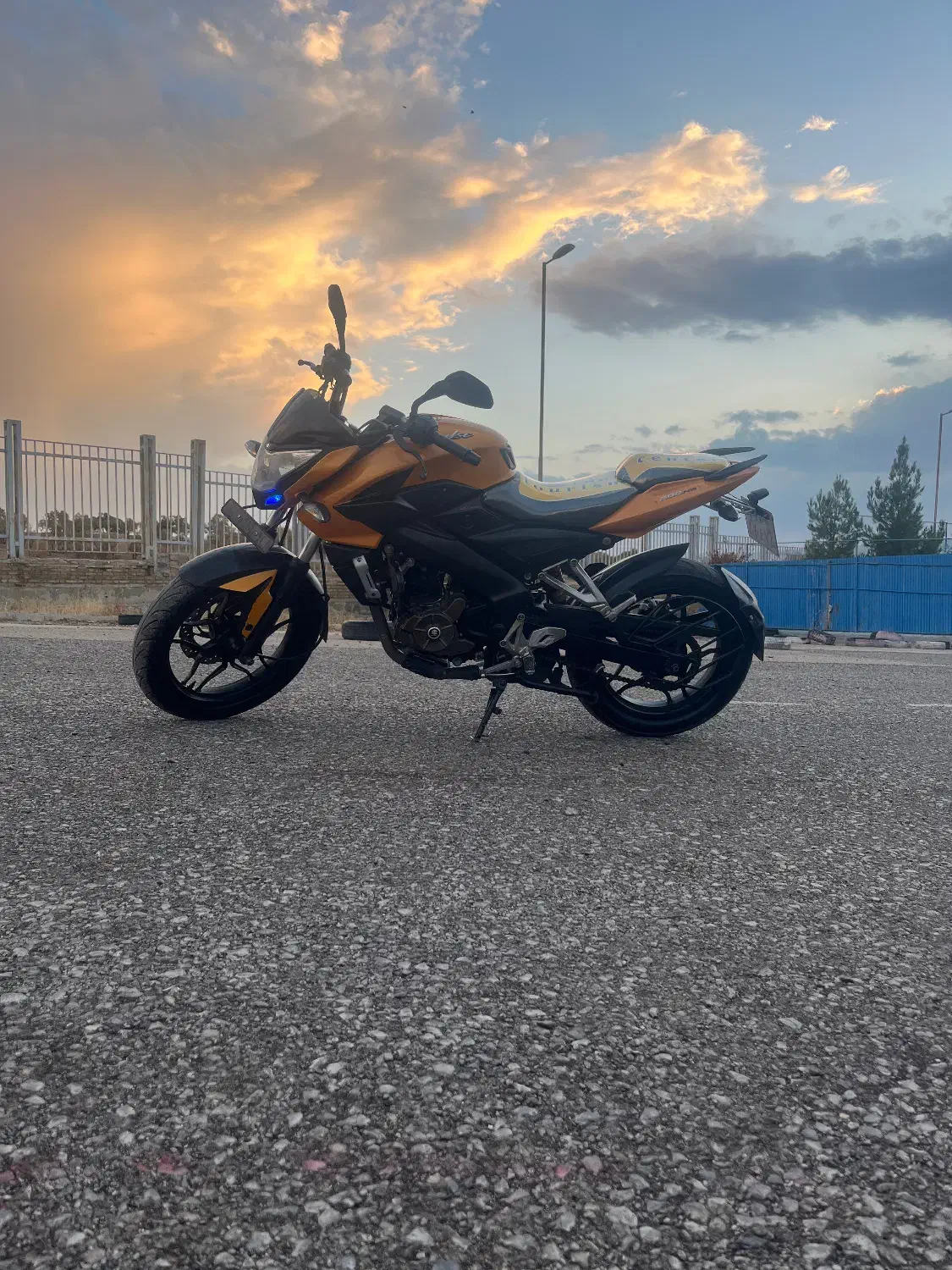 Ns200|موتورسیکلت|ایلام, |دیوار