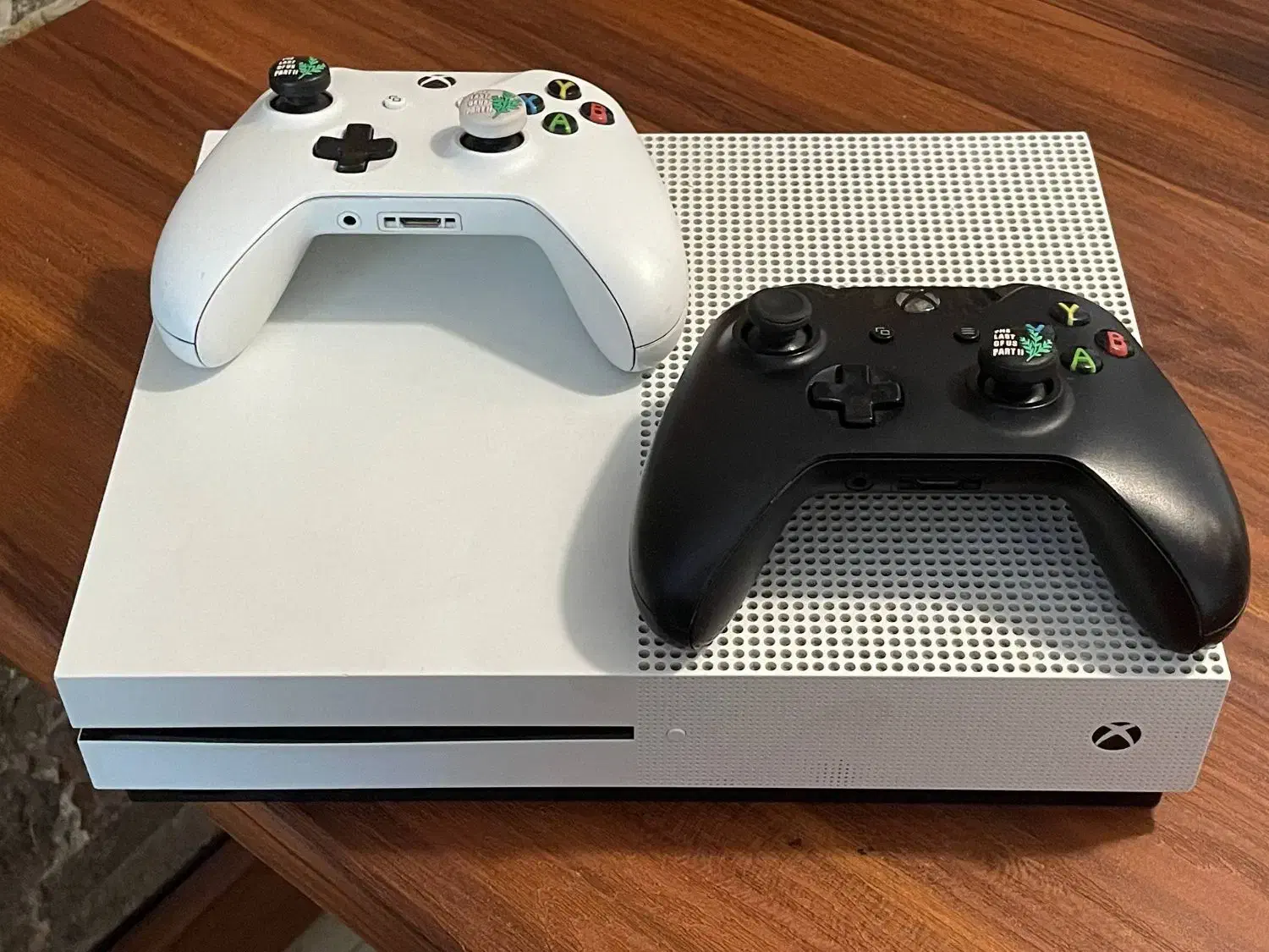 xbox one s 1tb 2 daste|کنسول، بازی ویدئویی و آنلاین|قائمشهر, |دیوار