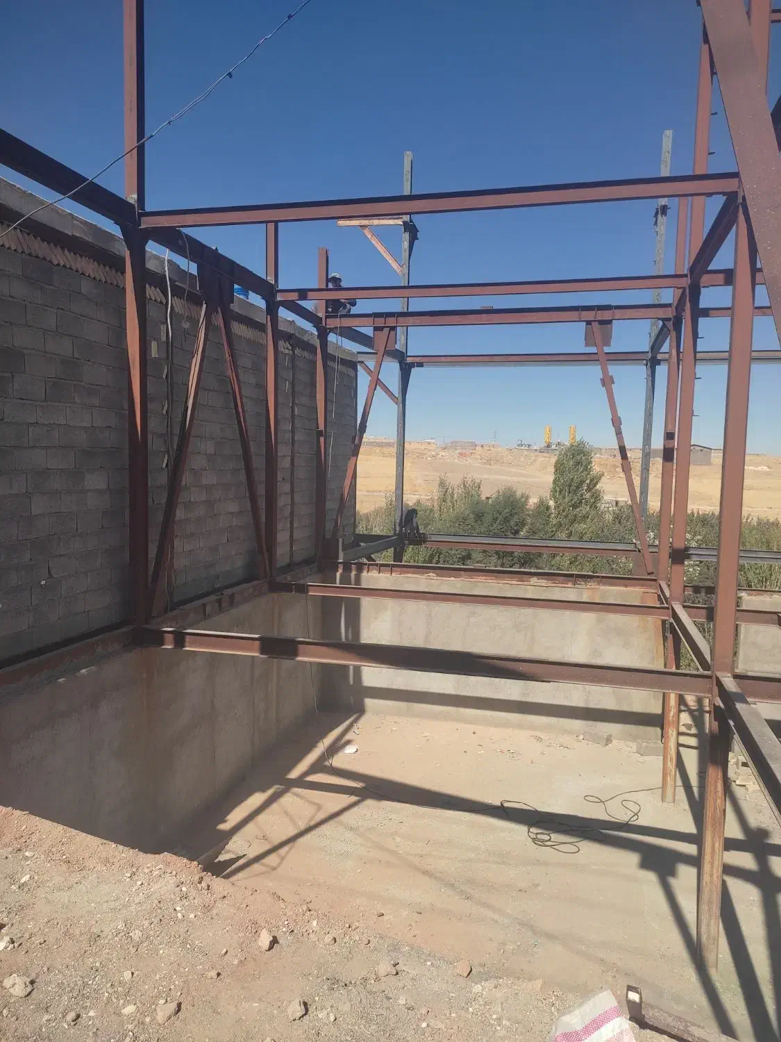 جوشکاری اسکلت ساختمان الله وردی|خدمات پیشه و مهارت|بیجار, |دیوار