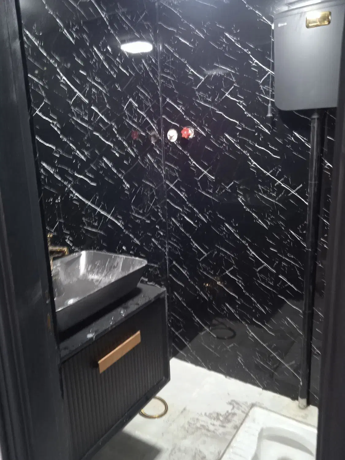 نصب انواع کاشی وسرامیک|خدمات پیشه و مهارت|طرقبه, |دیوار