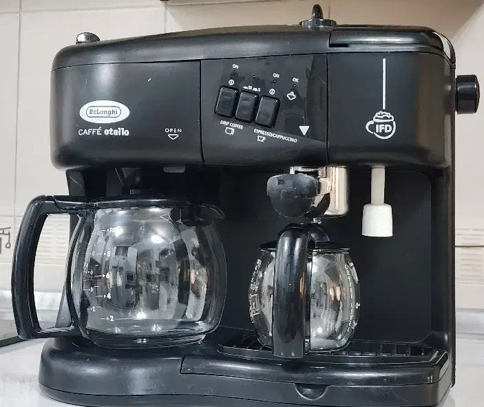 قهوه ساز دلونگی|سماور، چایساز، قهوهساز|تهران, سلسبیل شمالی|دیوار