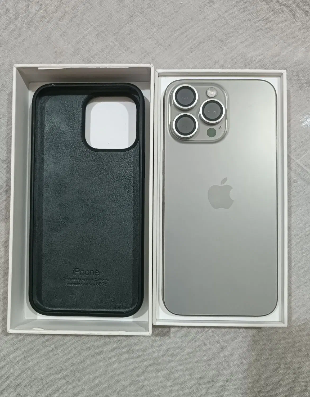 Iphone 15 Pro Max|موبایل|میانه, |دیوار