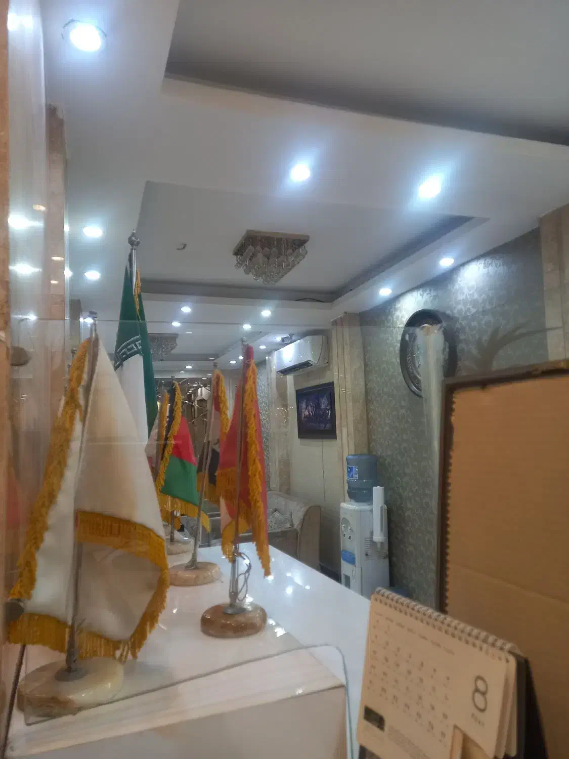 خاندار جهت کار در هتل|استخدام سرایداری و نظافت|مشهد, آیت الله خامنهای|دیوار