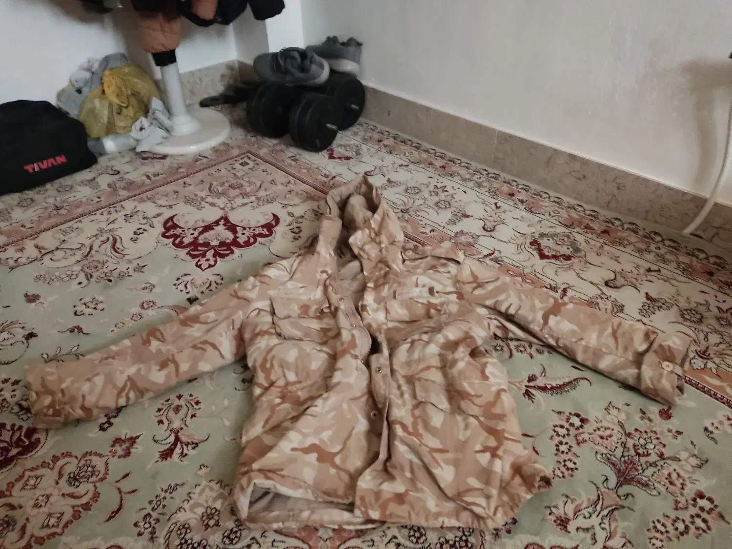 اورکت و لباس نظامی|لباس|خمینی‌شهر, |دیوار