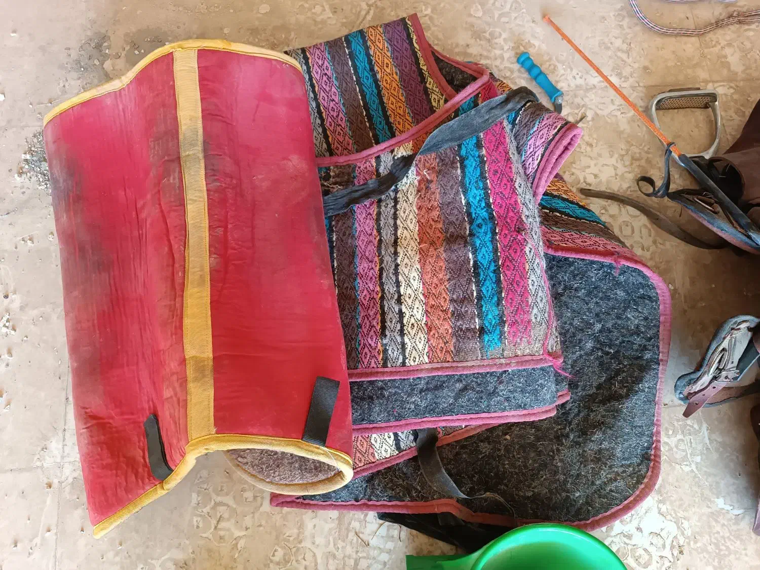 لوازم کامل سوارکاری|اسب و تجهیزات اسب‌سواری|میبد, |دیوار