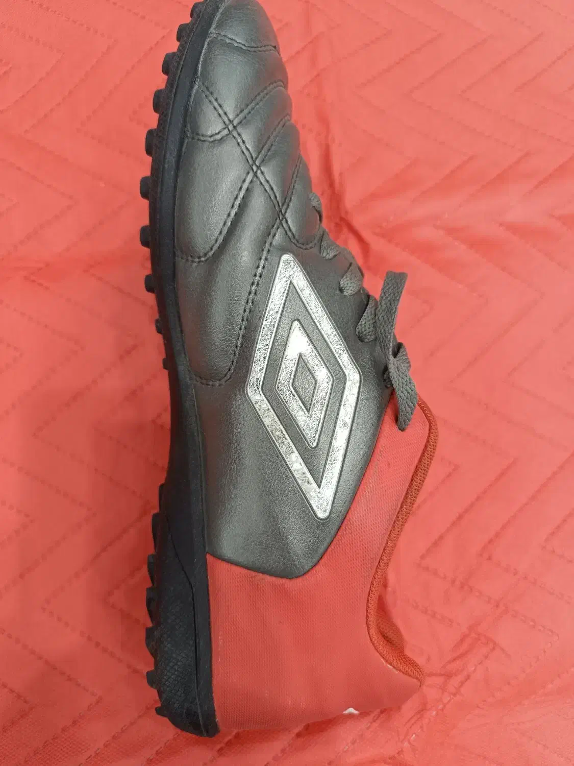 کفش چمن مصنوعی|کیف، کفش، کمربند|شوشتر, |دیوار