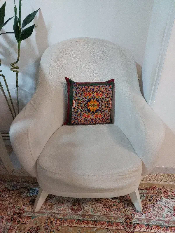 مبل ۷نفره|مبلمان خانگی و میز عسلی|رشت, منظریه|دیوار