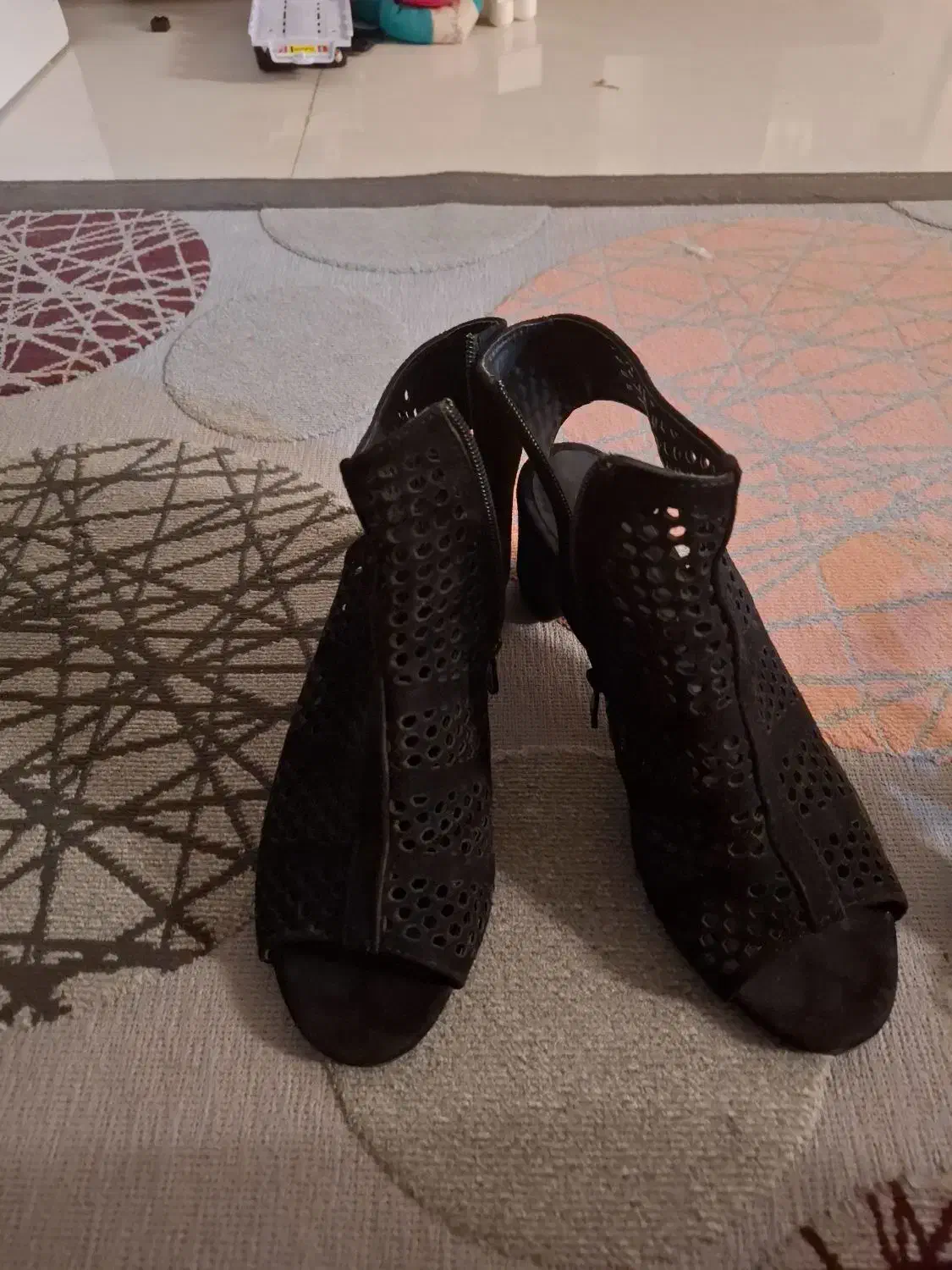 صندل مخمل جنس عالی چندین باربیشتراستفاده نشده|کیف، کفش، کمربند|اصفهان, رحیم‌آباد|دیوار