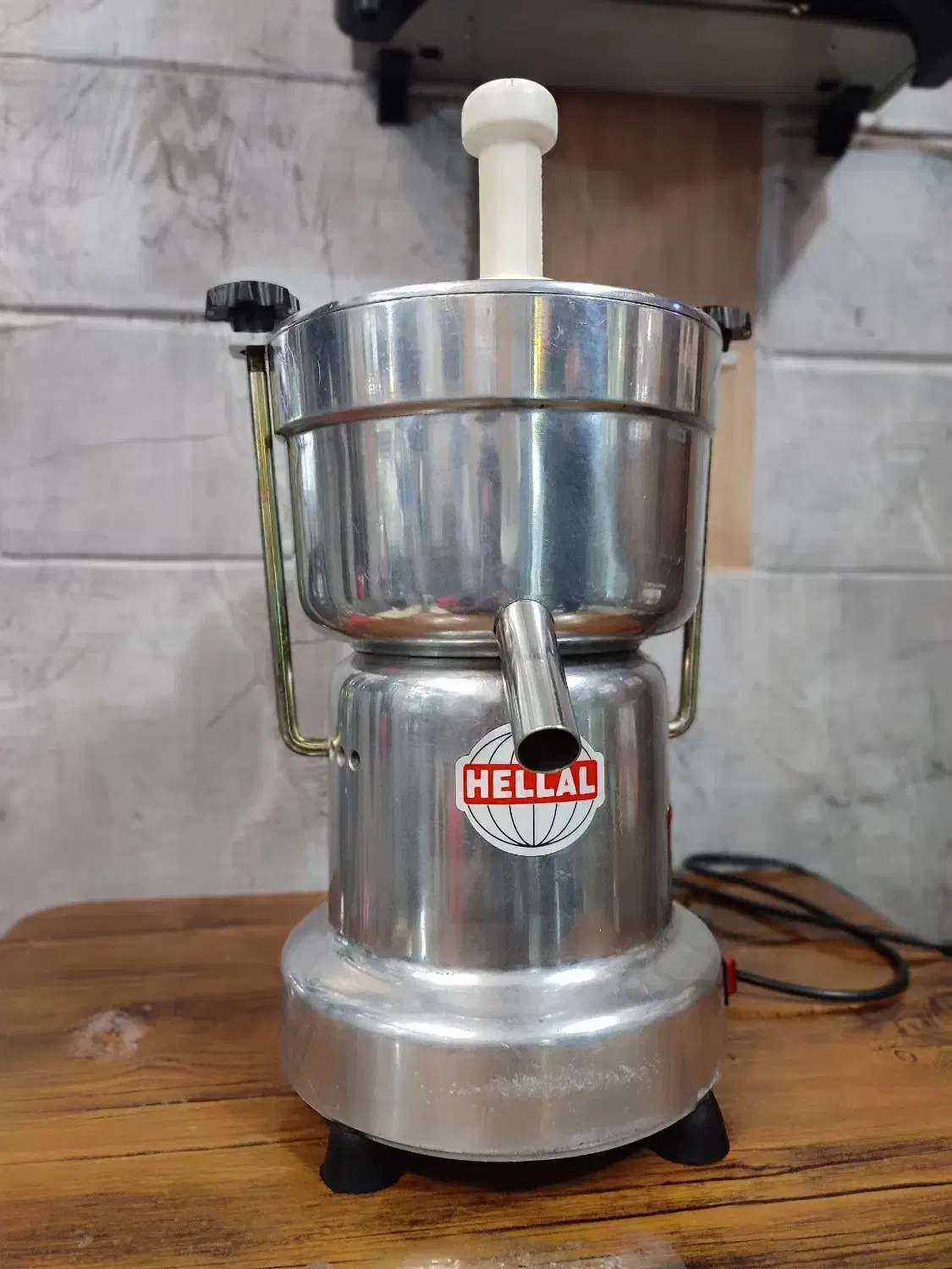 آبمیوه گیری هلال|کافیشاپ و رستوران|آستانه اشرفیه, |دیوار