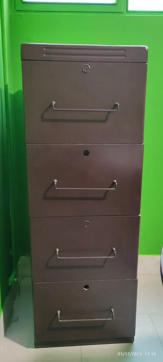 فایل چوبی سالم چهار کشویی|دفتر کار|زنجان, |دیوار