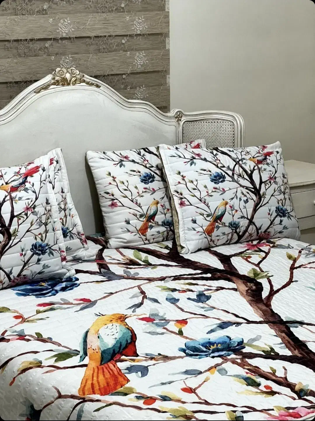 روتختی سبک و تمام دوخت|سرویس روتختی|بروجرد, |دیوار